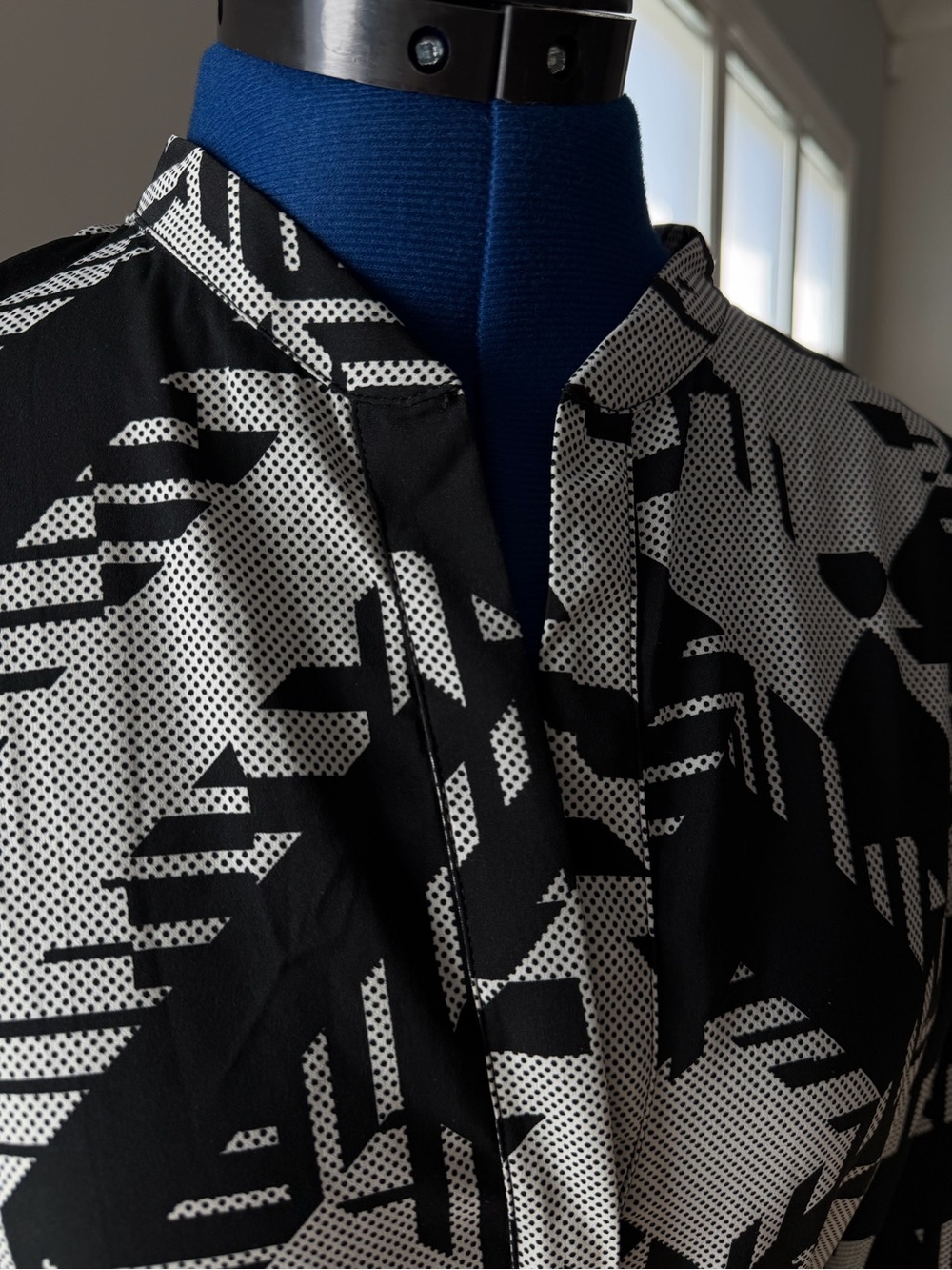 Black & White Long-Sleeve No-Iron Geometric Shirt Dress - Picture 2 of 5